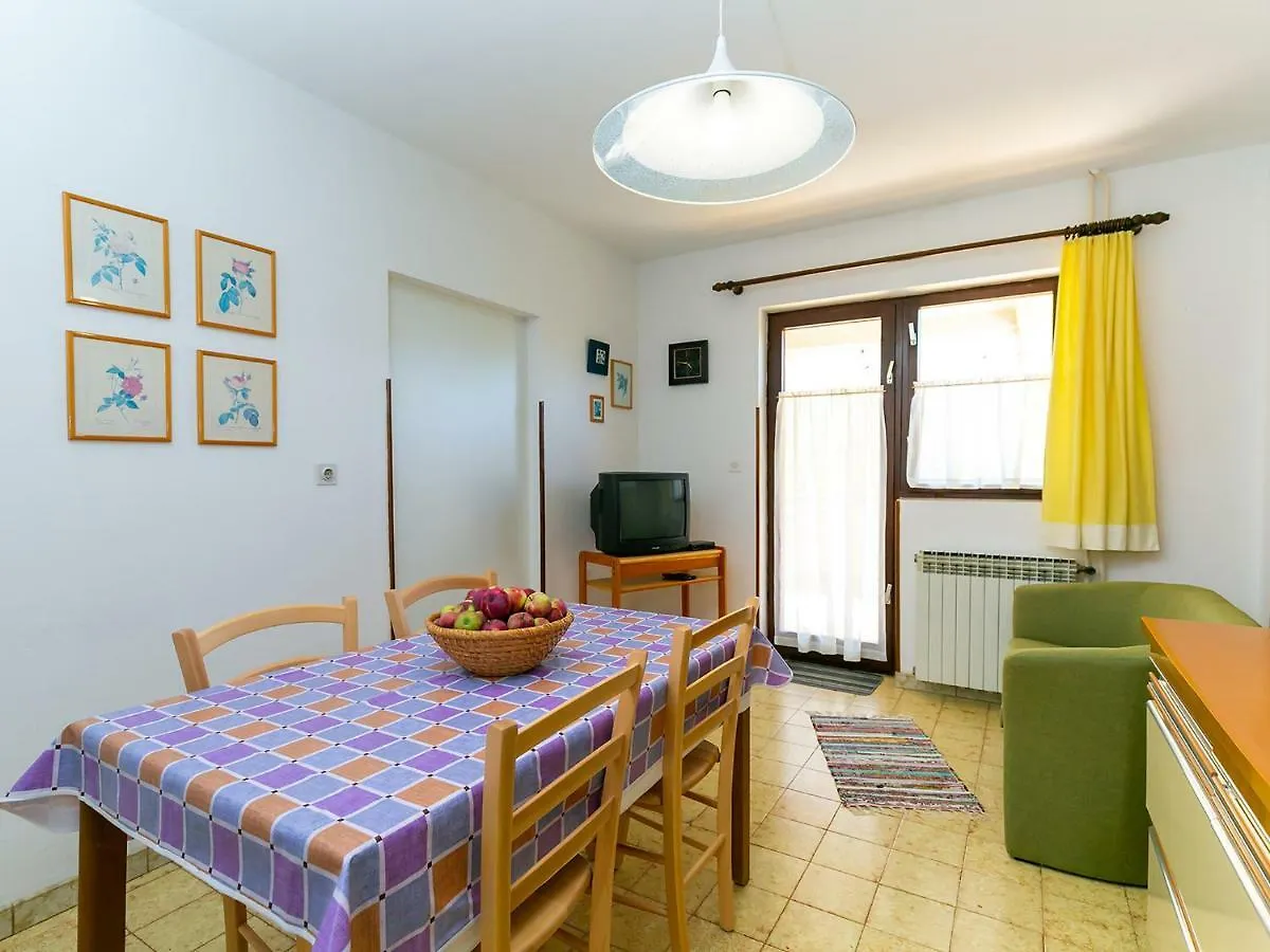 Apartment Sandra Porec